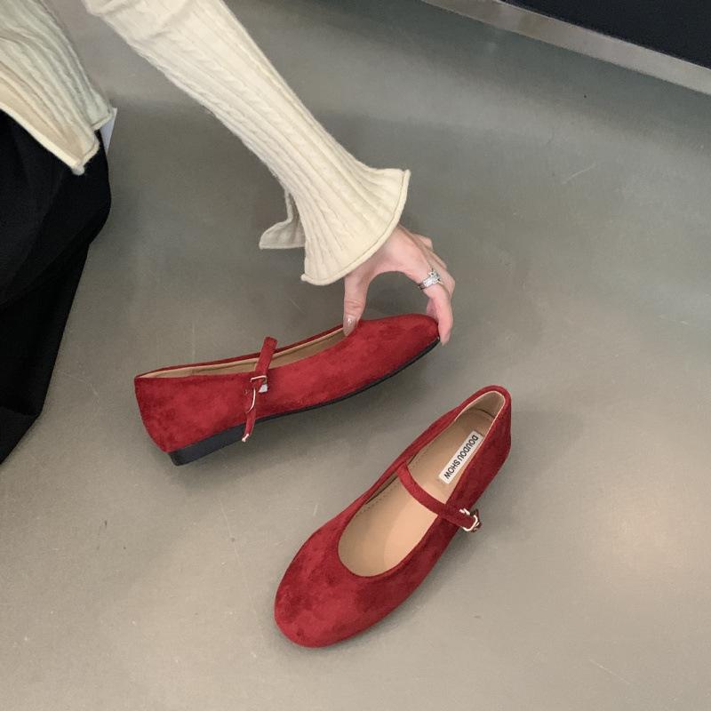 Flat-bottomed retro small red single shoes fairy shoes 2025 new summer ballet shoes with skirt Mary Jane shoes