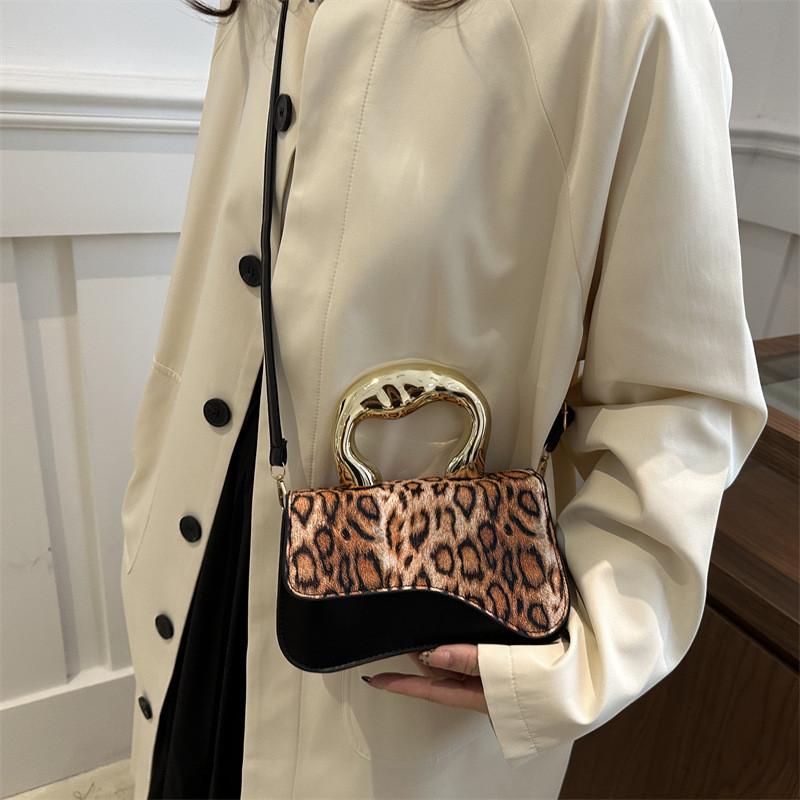 Elegant Leopard Pattern Small Square Crossbody Bag Unique And Trendy Design For Women