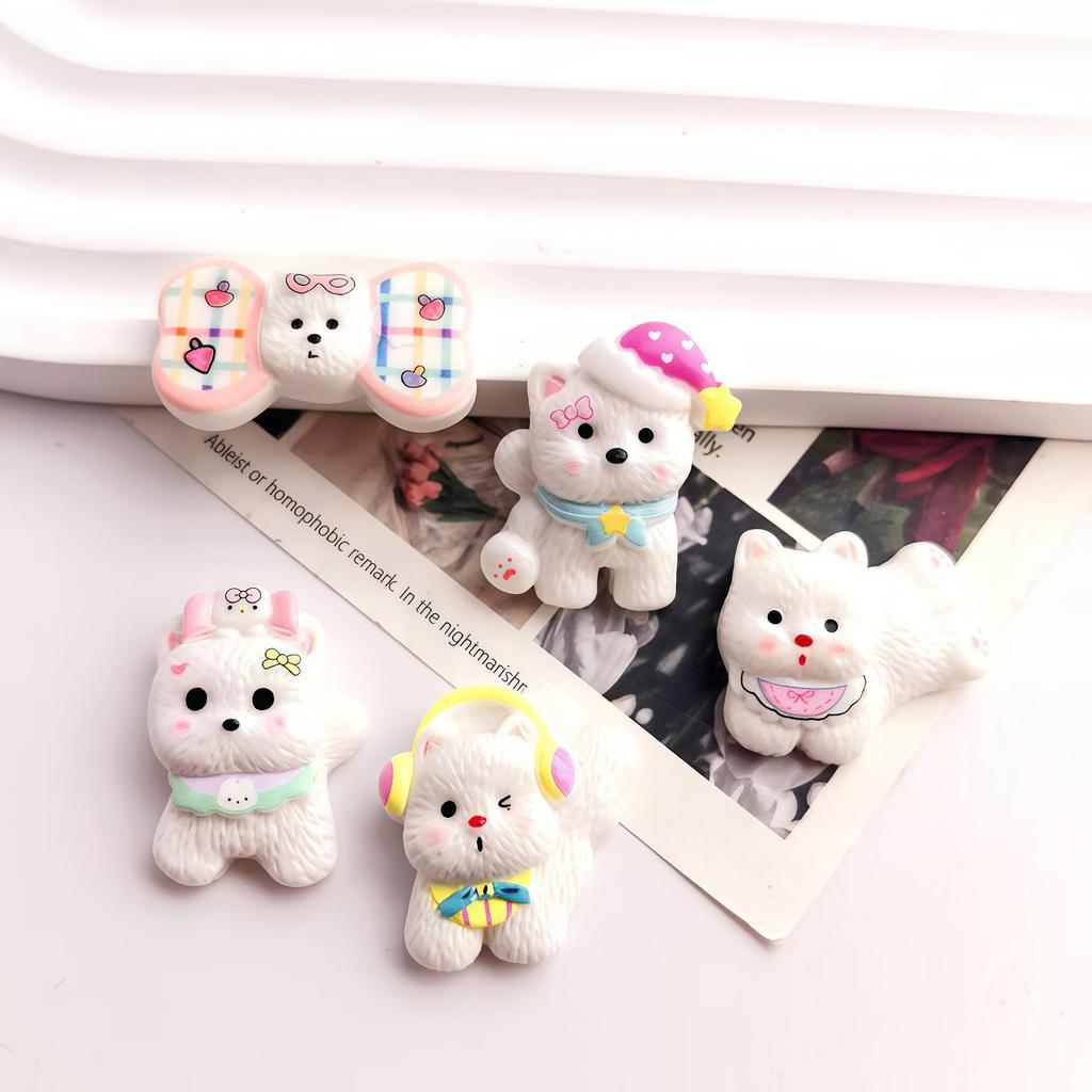 Miniature Puppy Figurine Keychain for DIY Dollhouse & Desktop Decoration