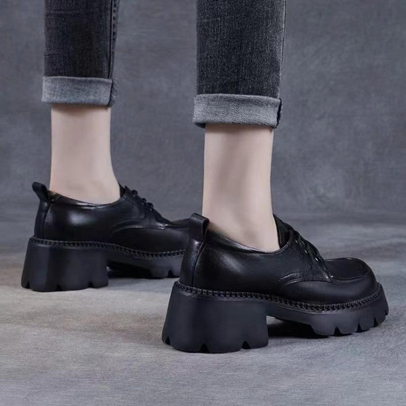 Scarpe in pelle piccole da donna autunno nuove versatili Mary Jane con plateau scarpe singole scarpe singole di alta gamma