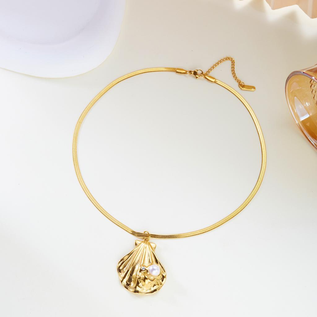 Edelstahl Vergoldte Muschel Anhänger Halskette Für Damen Exquisite Imitation Perlmutt Muschel Schlangenketten Choker Meeres Schmuck