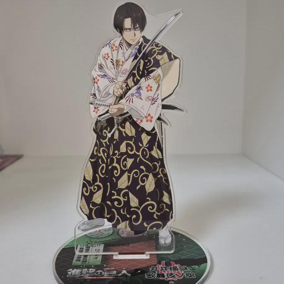 

Супер редкий акриловый стенд Леви из «Атаки титанов» в стиле кабуки