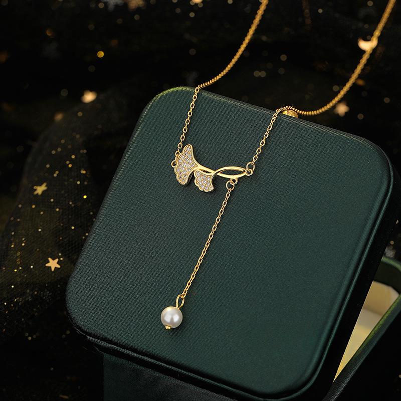 Tassel Pearl Necklace Clarvicle Chain Women's Necklace Korean Pearl Clarvicle Chain Inlaid with Diamond Apricot Leaves