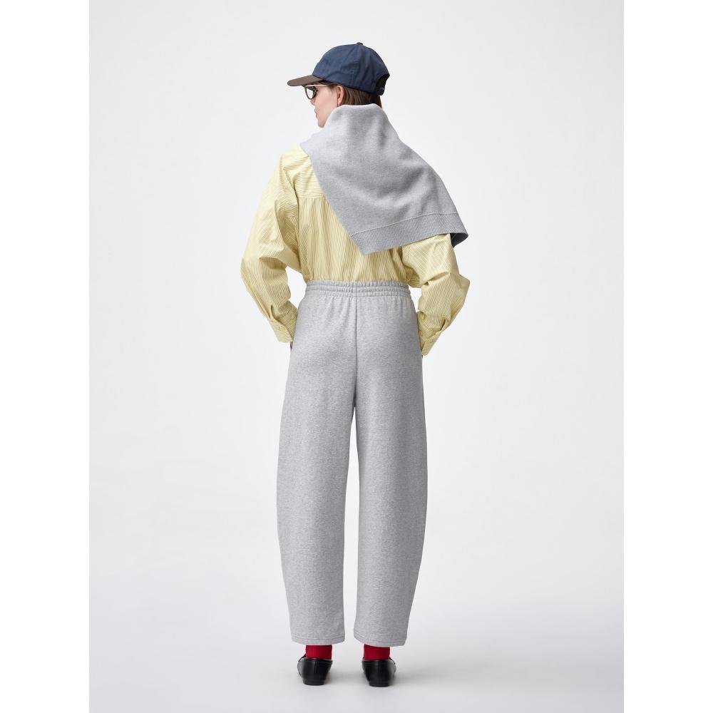 Gu By Uniqlo Sweat Barrel Ankle Pants  Standard Length 64.0 To 68.0 Cm 