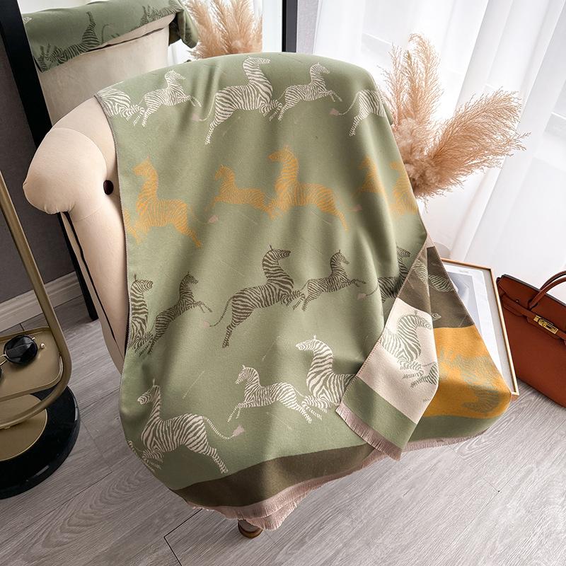 Korean Version Of Fashionable Versatile Zebra Contrasting Scarf Thickened Shawl High-End Cloak Scarf
