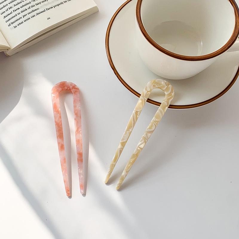 Korean U-Shaped Tortoiseshell Acetate Hairpin for Girls' Elegant Bun Hairstyle