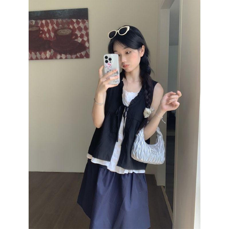 Age-Reducing Lace Stitching Sleeveless Vest Loose False Two Pieces