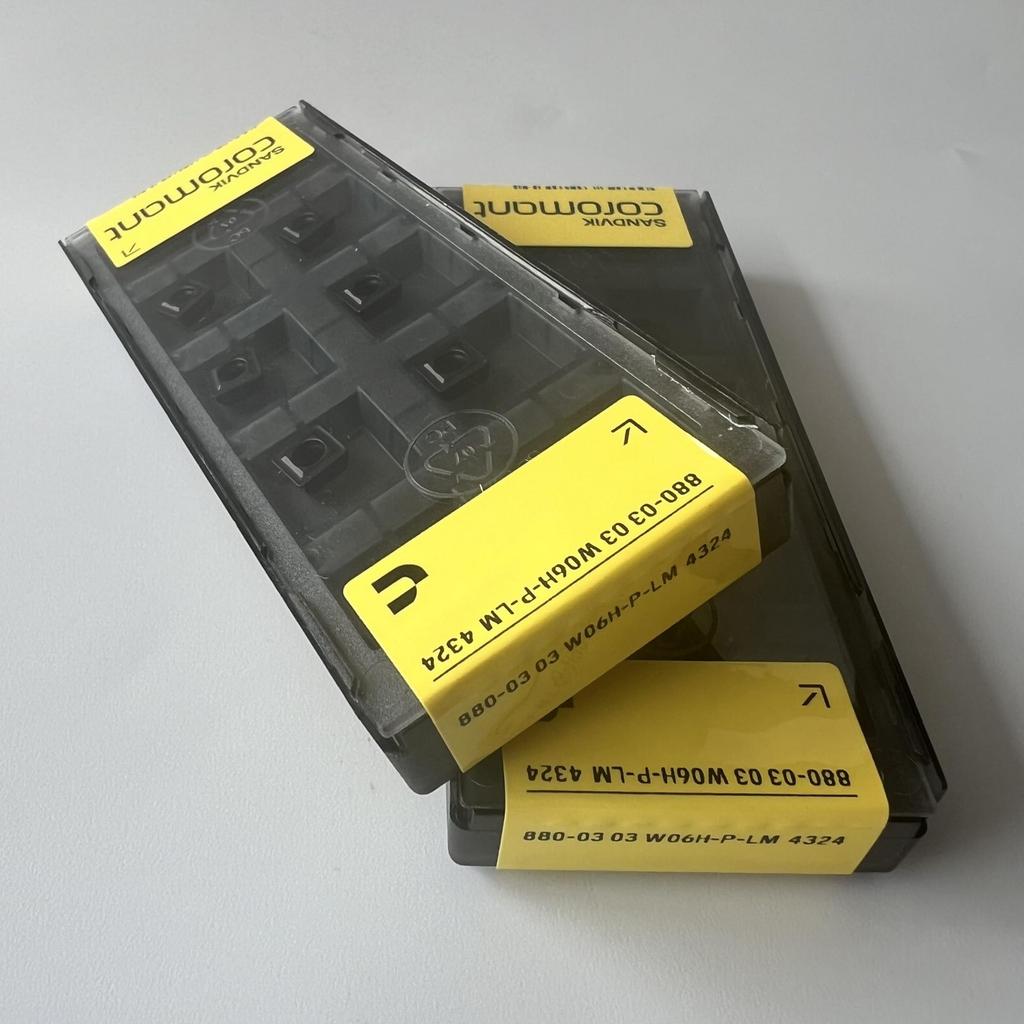 SANDVIK / 880-0303W06H-P-LM 4324 / Original Swedish hard alloy blade 10 Pcs