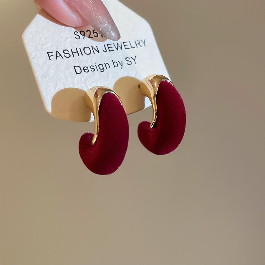 Retro Hong Kong Style Red Flocking Geometric Round Earrings Earrings Fashion Personality Temperament Earrings Women