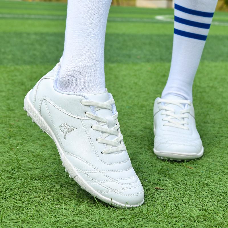 Kids  Breathable Studded Football Shoes for Primary & Secondary Students 39
