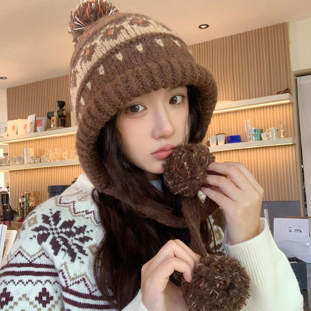 Fair Island Wind Hairball Knitted Hat Children's Winter Atmosphere Thickened Warm and Cold Straps Ear Protection Wool Hat