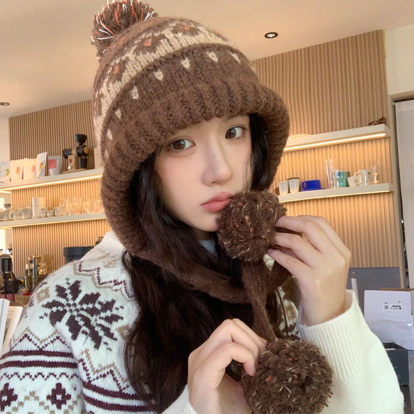 

Fair Isle pattern woolen hat for women, winter tassel ear protection hat, warm and versatile, makes the face look smaller, with straps, Lei Feng 56-59CM(Ear-protecting Le