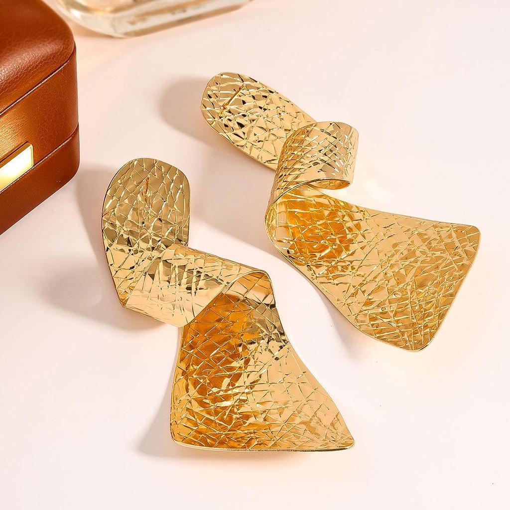 European Geometric Irregular Pleated Alloy Earrings