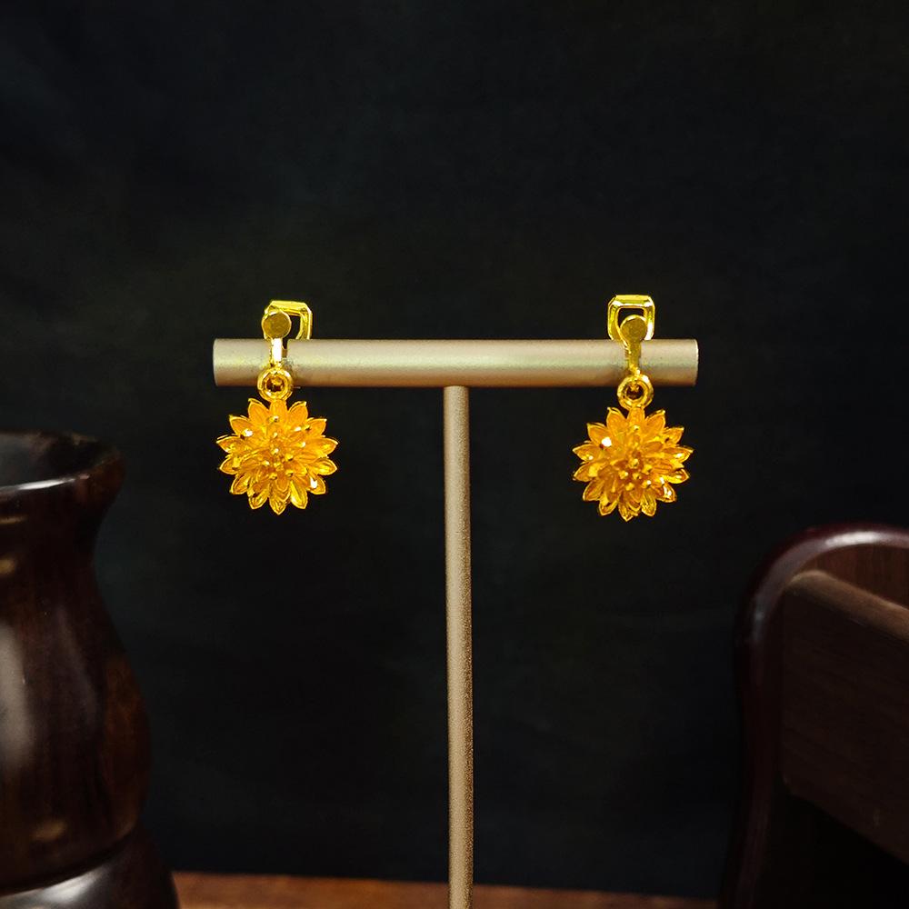 Retro Ethnic Water Drop Leaf Tassel No-Pierce Earrings
