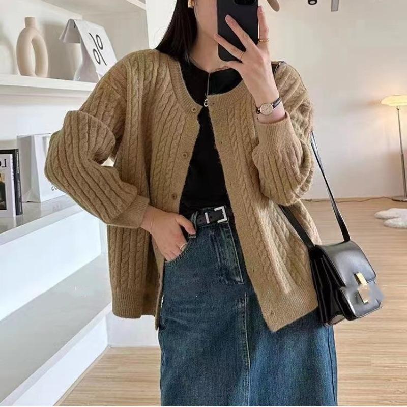 Spring and Autumn New Fashion Casual Versatile Outerwear Sweater Women's Soft Waxy Twist Simple Knitted Cardigan Top Trendy