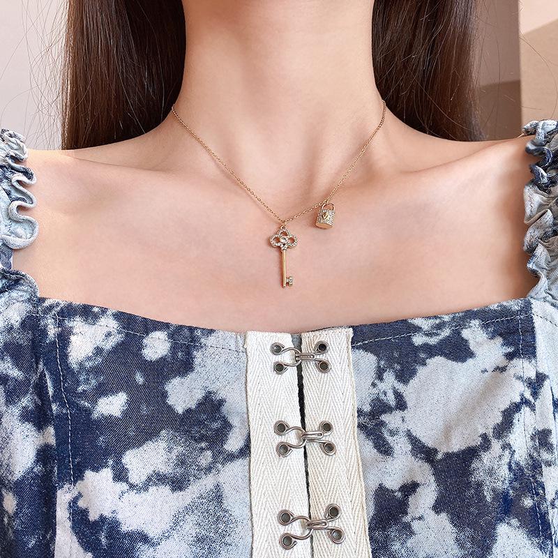 Korean Titanium Steel Key Pendant Necklace: Trendy Cold Style, Light Luxury Clavicle Chain for Women