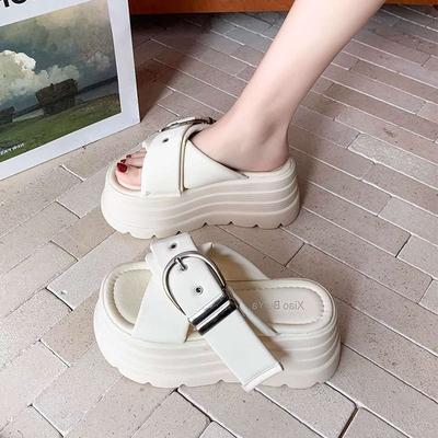 Calzado para mujer – Sandalias