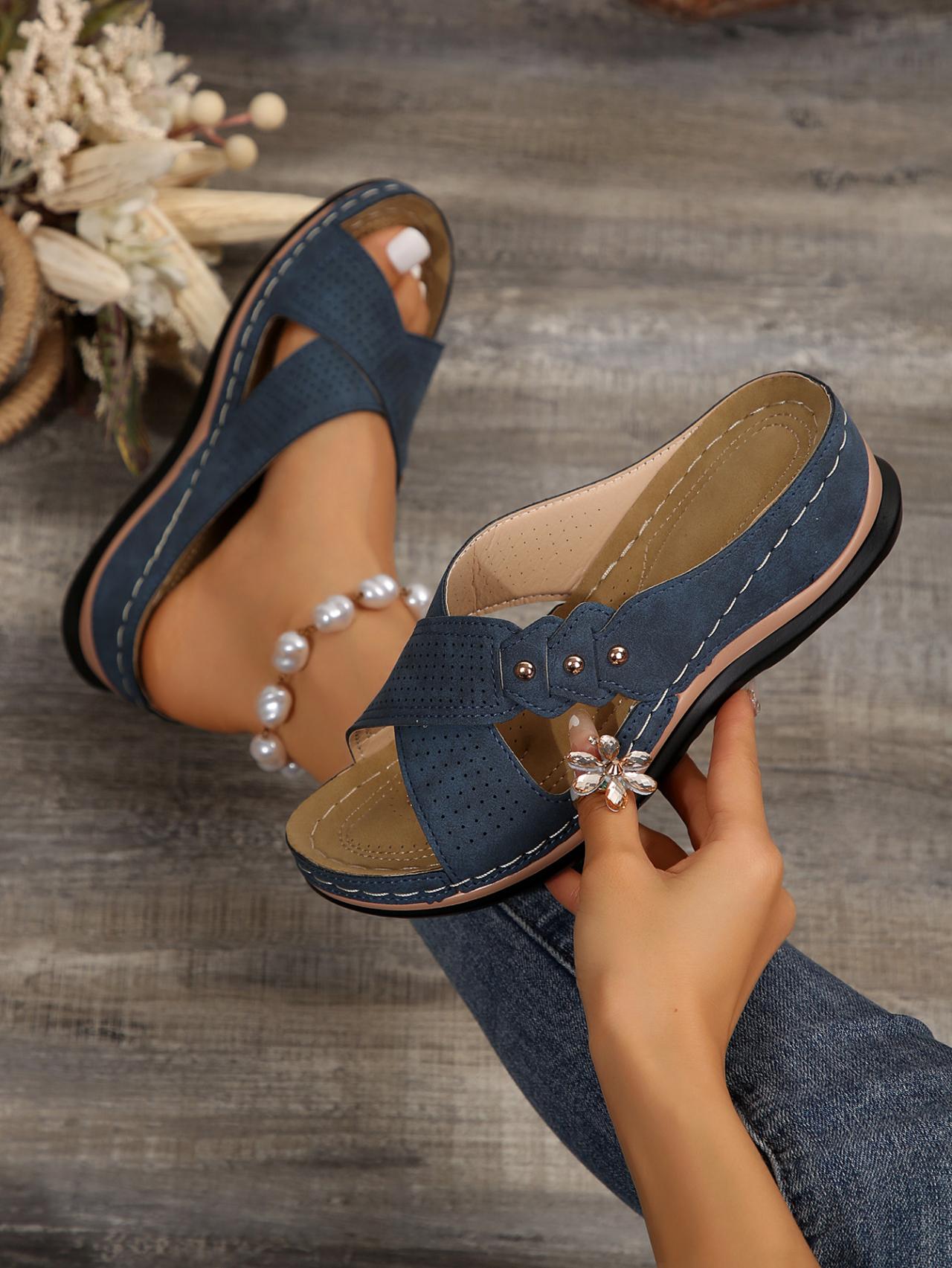 

Модные тапочки, женские кожаные туфли на танкетке с открытым носком, повседневные нескользящие шлепанцы, модные пляжные сандалии в форме листа, 43 размера 39 синий