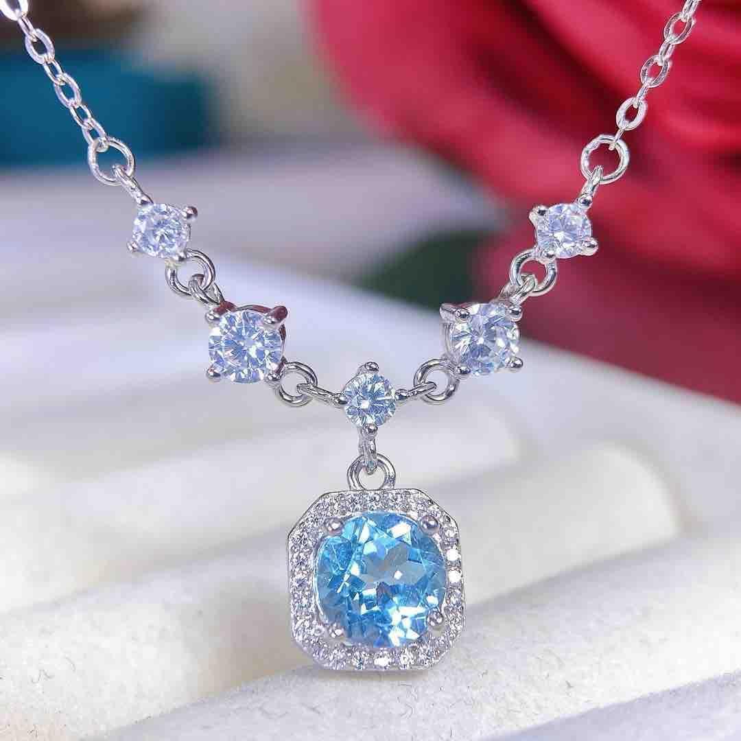 2026 Elegant Natural Blue Topaz Pendant Necklace - S925 Silver, Light and Fashionable Women s Accessory 925 Silver цепи