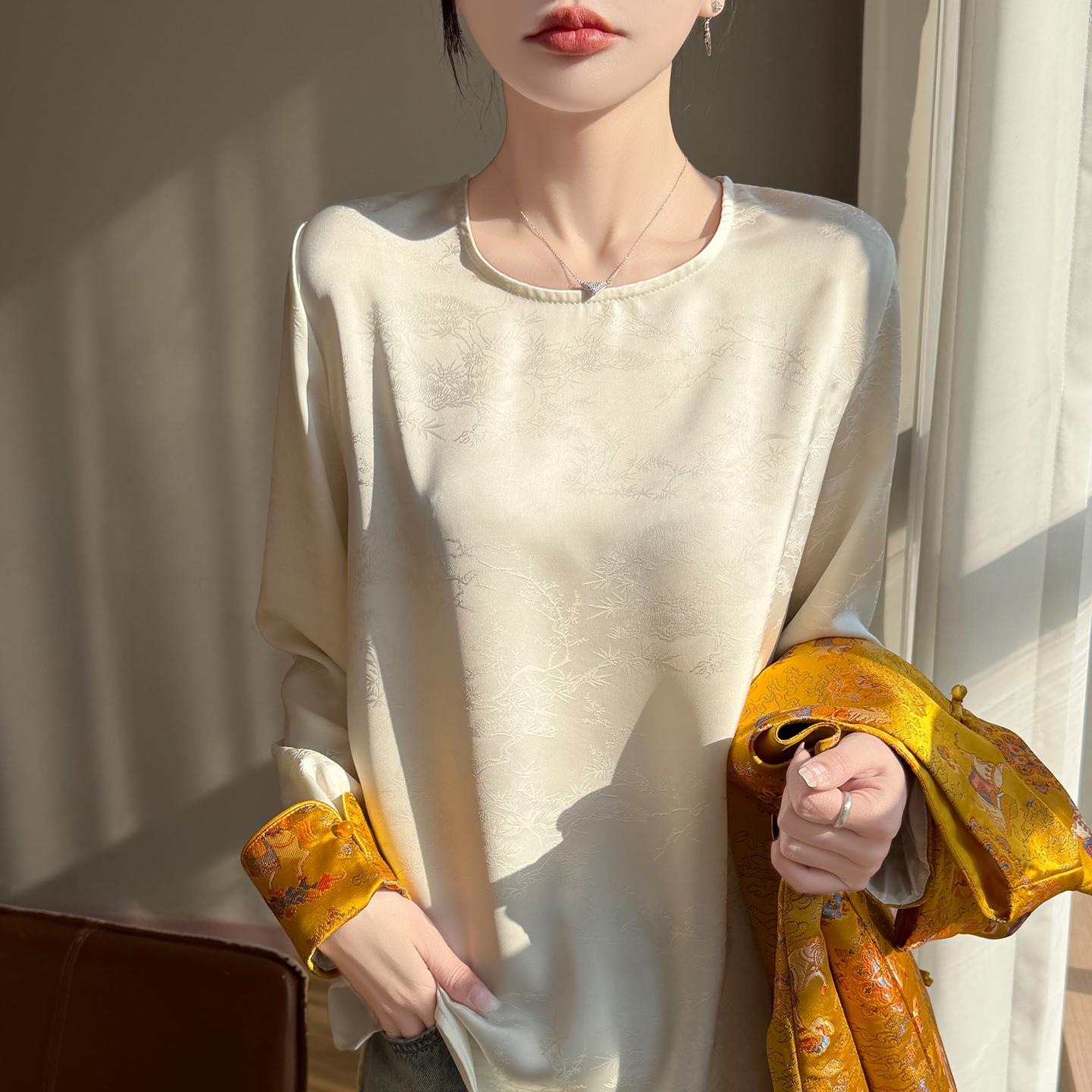 Elegant Women s Satin Jacquard Round Neck Chinese-Style Embroidered Top 3XL 72.5-80 kg
