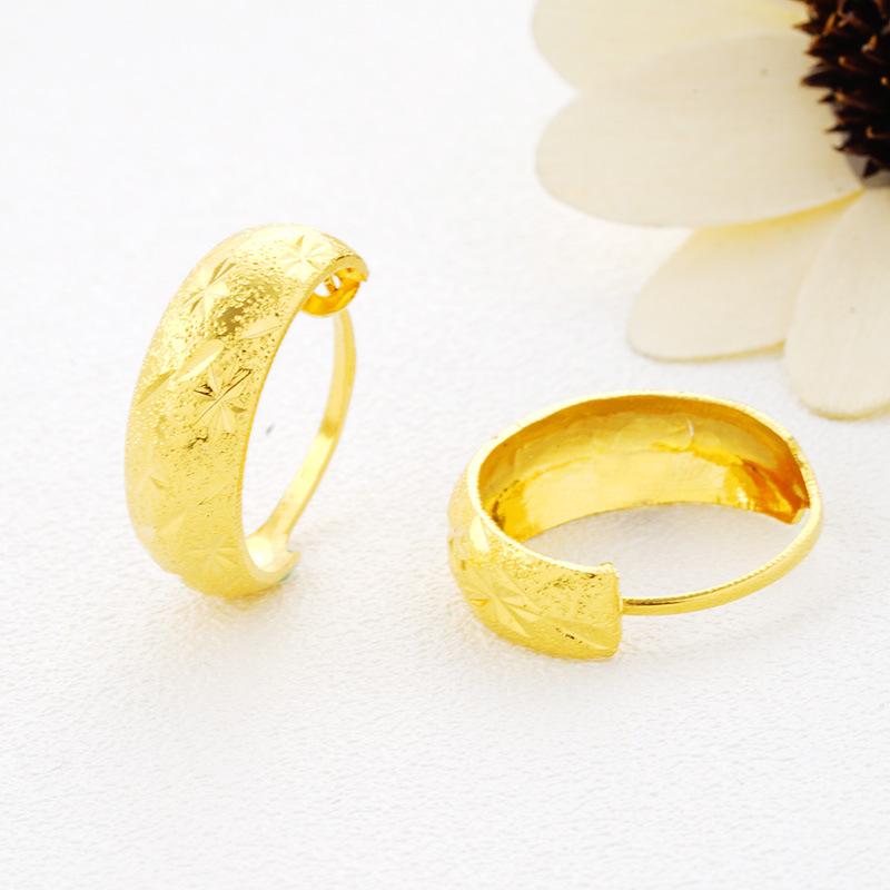 Middle-aged and Elderly Style 24K Gold Earrings That Will Not Fade for A Long Time, Ethnic Style Circle Copper Alloy Ladies Retro Sand Gold Earrings