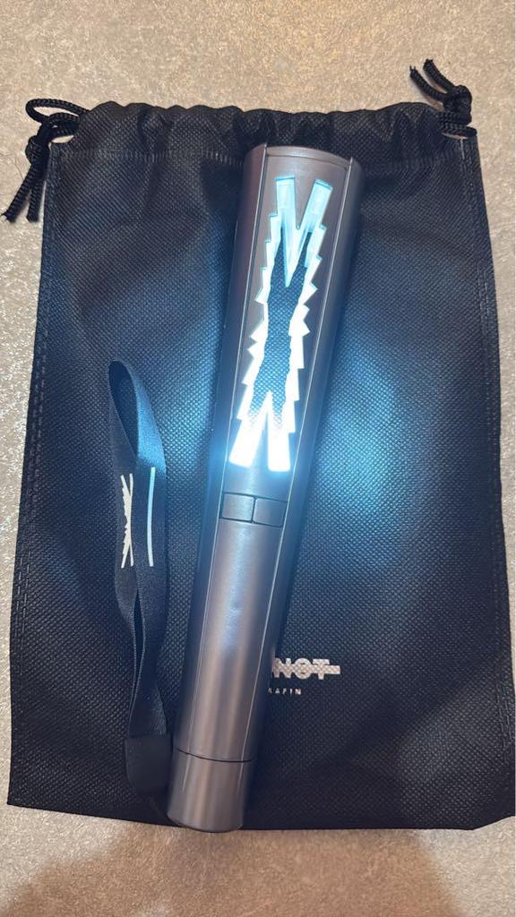 [USED] LE SSERAFIM Official Lightstick
