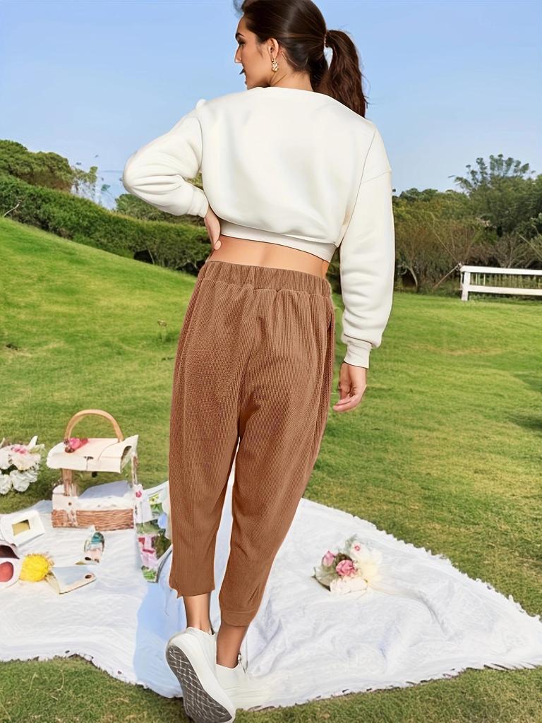 European & American Women's Corduroy Pants - Elastic Waist, Pocketed, Loose Fit, Tapered Leg, 2026 Autumn/Winter Collection