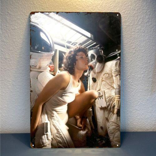 Alien Movie Sigourney Weaver Photo Metal Poster Tin Sign xcm Plate 20x30cm(7.8x11.8inch)