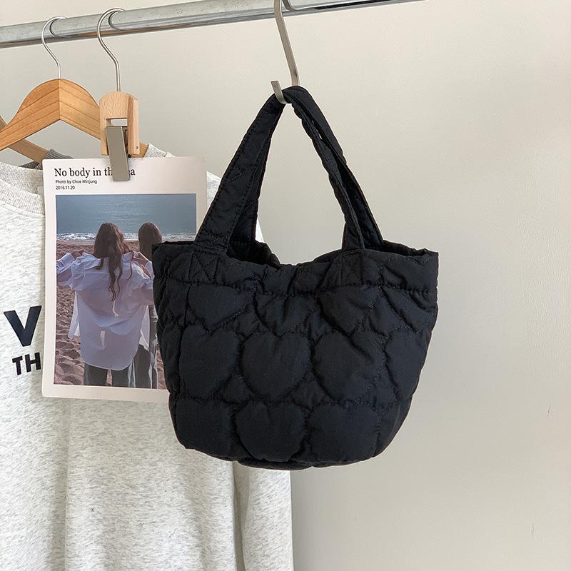 Love Quilted Vegetable Basket Bag Women's High-end 2024 New Casual Korean Style Sweet Nylon Handbag