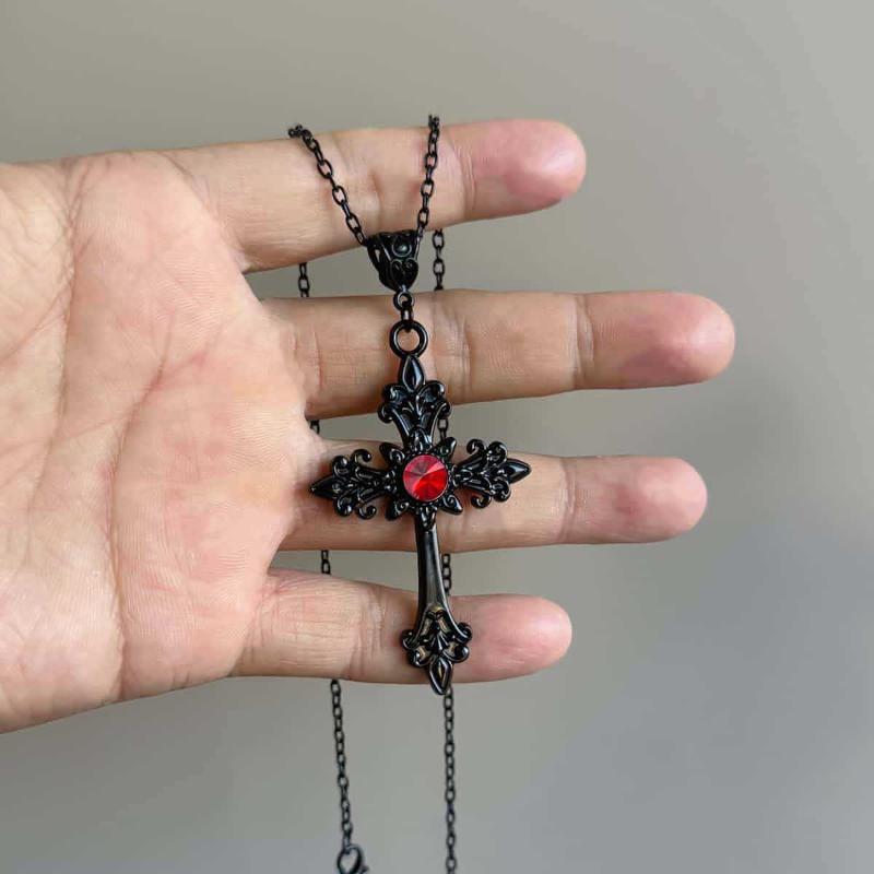 

Gothic Vintage Bat Choker Pendant Necklace For Men Women Hip Hop Biker Party Jewelry Gifts A8