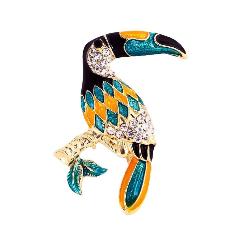 Hummingbird Crystal Rhinestone Brooch: Elegant Alloy Pin for Clothing Accessories