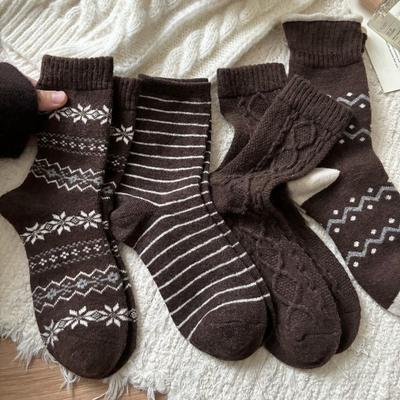 Rich Retro Atmosphere - Dark Gray Wool Socks for Children, Suitable for Autumn and Winter, Providing Extra Warmth and Thickness.