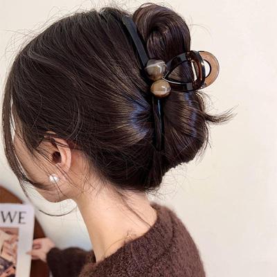 Maillard Large Acrylic Round Hairpin Clip - Versatile Shark Clip for Daily Use