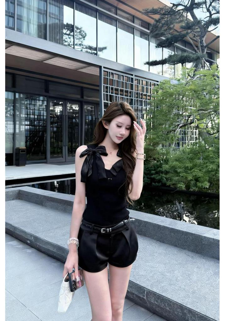 Xiangjia 2026 Summer Knit Vest with Bow Shoulder Straps - Casual and Versatile Top