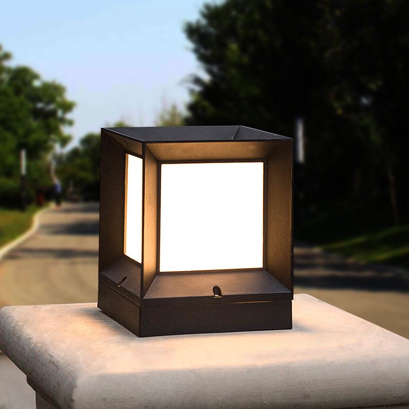 Minimalist Solar Waterproof Outdoor Gate Post Light for Gardens and Courtyards