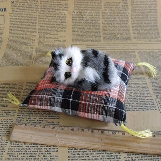 Κούκλα Γάτας Προσομοίωσης Βελούδινο Παιχνίδι Μίνι Ρεαλιστικά Κοιμισμένα Γατάκια σε Χαλάκι Φιγούρα