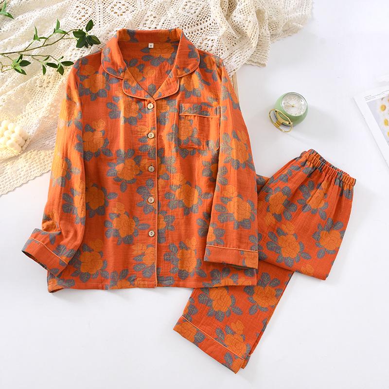 Floral Jacquard Cotton Cardigan & Loungewear Set for Middle-Aged Women