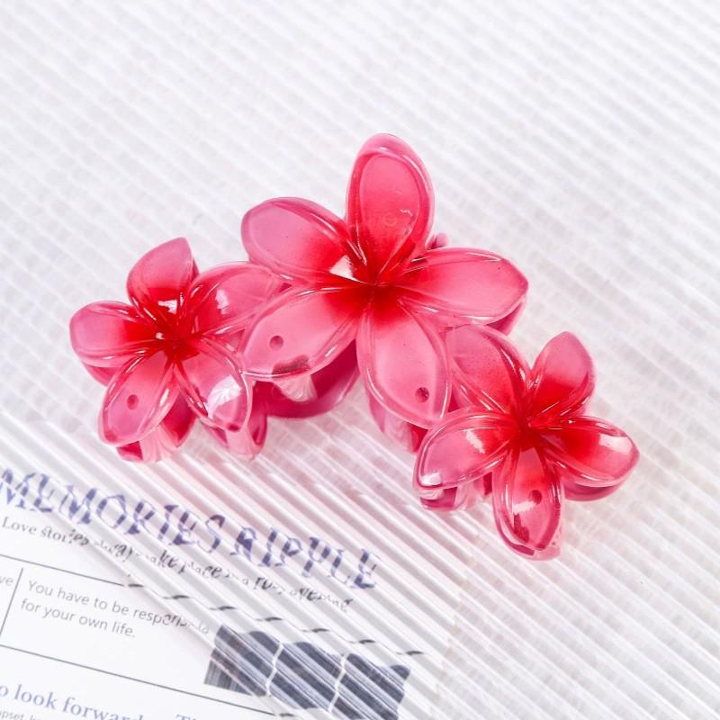 European/American Three Flowers Plumeria Claw Clip - Cute Large Hairpin for Women's Bun