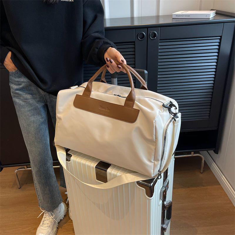 

Large Capacity Gym and Travel Bag with Wet/Dry Separation for Women and Men