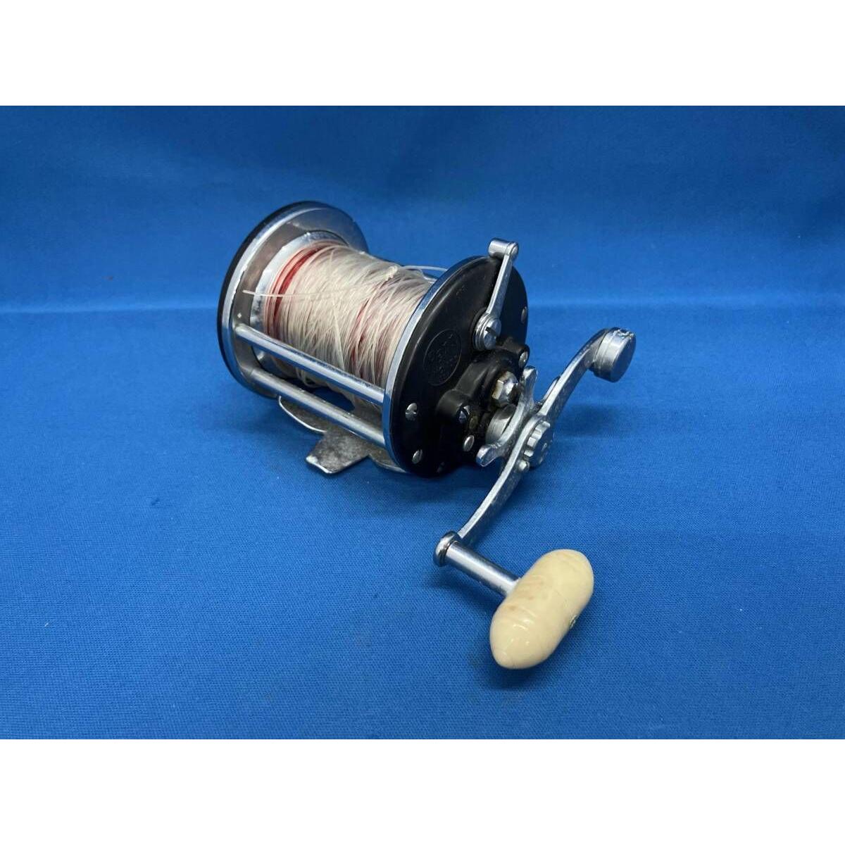 Used Reel PENN No.155 USA made bait pen