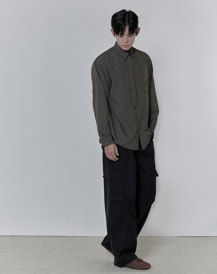 Mugeon Side Line Half-Band Cargo Pants_ Black