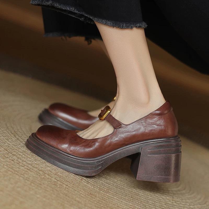 

2025 новая обувь женская на четыре сезона мягкая кожа круглый носок ретро стиль высокие каблуки ремешок с пряжкой на толстой подошве туфли Мэри Джейн женские 39 коричневый