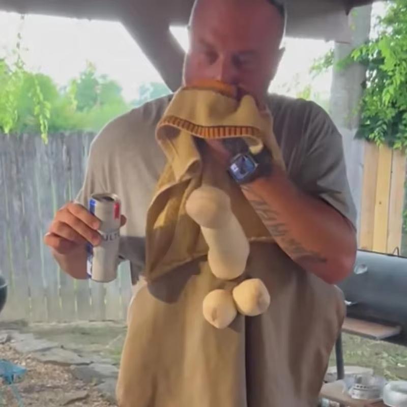 סינר ברביקיו ללא שרוולים של השף מתיחה כיסים נסתרים סינר מטבח הפתעה מתיחה איברי מין גבריים יצירתיים סינר בישול