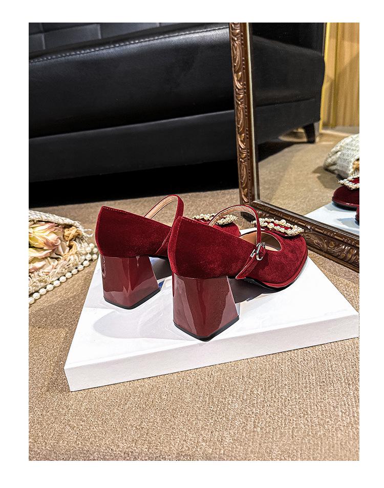 MZ-81 Chunky Heel Wedding Shoes for Wide Feet - Red Bridal High Heels with French Square Buckle, Comfortable and Stylish.