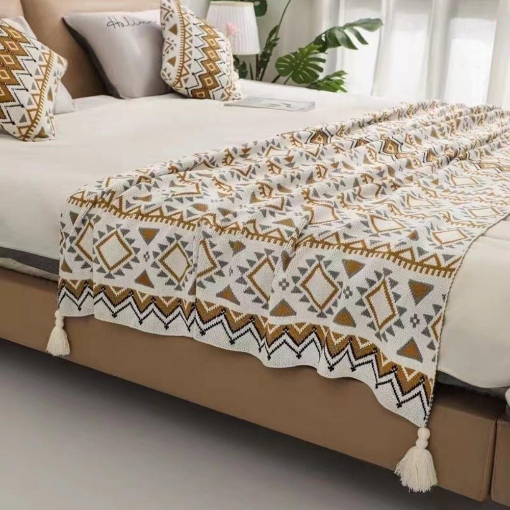 Chunky Knit Boho Throw Blankets Soft Tassel Plush Blankets Vintage Knitted Throw Blanket Autumn