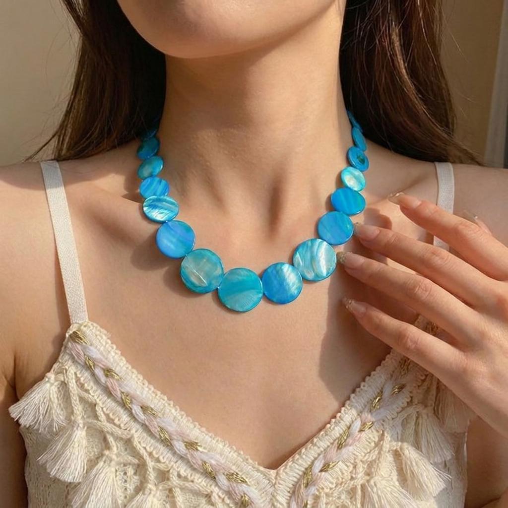 Urlaubsstil Weißes Muschel-Scheiben-Halskette für Damen Luxuriöse Runde Muschel-Perlen-Schlüsselbein-Kette Minimalistischer Vielseitiger Schmuck