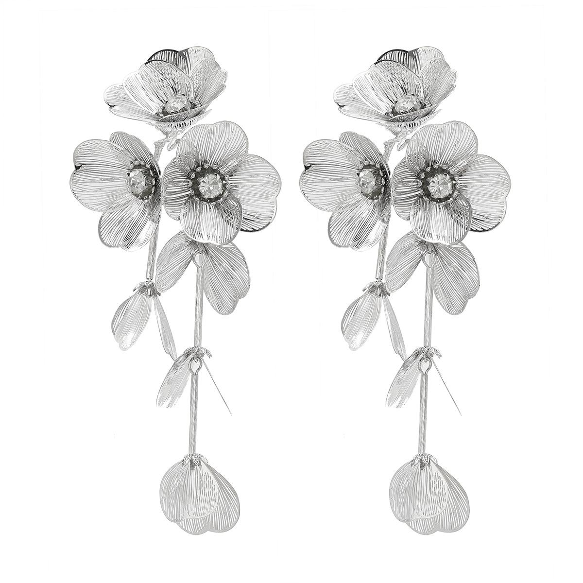 

Серьги-гвоздики с бахромой из циркония и стальными иглами в виде лепестков цветов, маленькие, свежие и милые, индивидуальные серьги, серьги в стиле отпуска фиолетовый