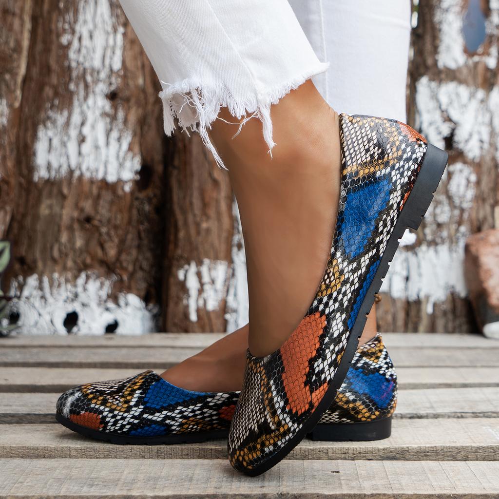 Sharp Pointed Flat Bottom Snake Pattern Shallow Mouth Soft Leather Soft Sole Scoop Shoes Versatile Huizhou Women's Shoes