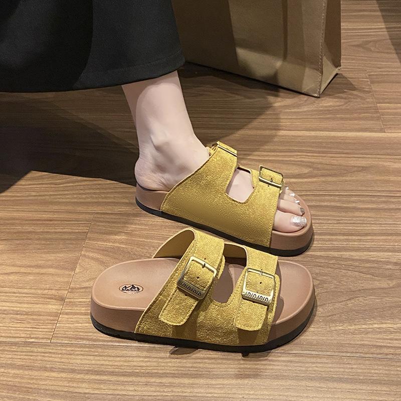 Slippers women's summer outer wear 2025 new thick-soled casual non-slip soft-soled beach one-word sandals retro vacation shoes