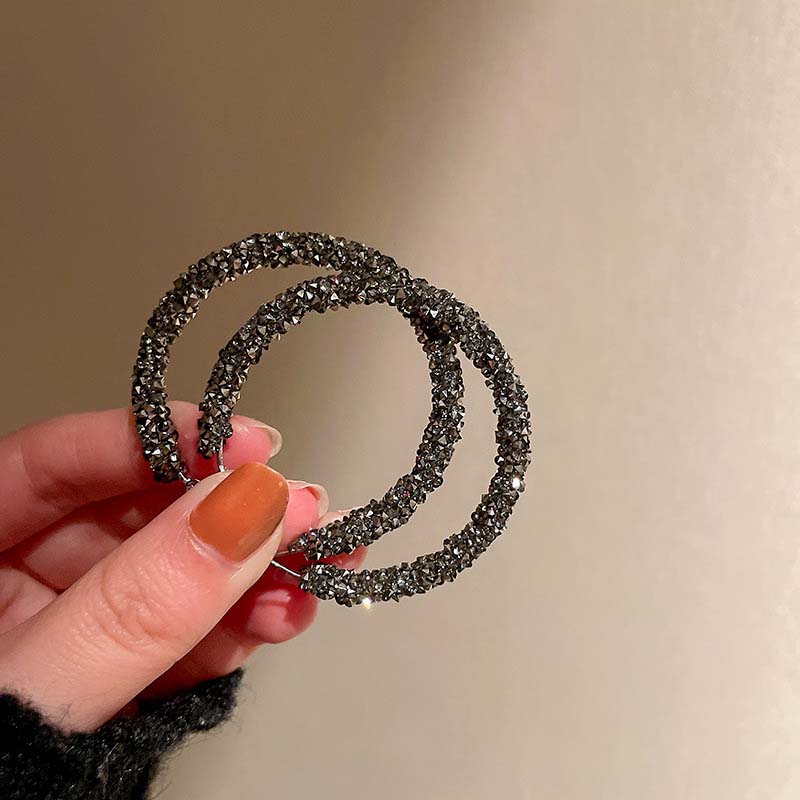 

Fashion Black Rhinestone Hoop Earrings for Women Exquisite Elegant Crystal Big Round Geometric Earrings Zircon Gifts